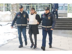 ’Ders çalış’ denildi, katil oldu