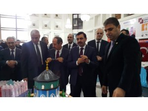 Başsavcı tezgahın başına geçip satış yaptı