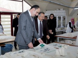 Büyükşehir, 1 milyon bez torbayı kendi atölyelerinde üretiyor