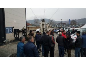 Ecel tır dorsesinde yakaladı