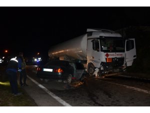 Ordu’da akaryakıt yüklü tanker ile otomobil çapıştı: 1 ölü