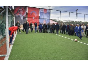 Bozyurt’ta halı saha ve spor tesisi hizmete açıldı
