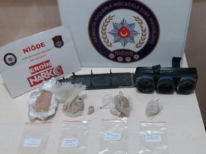 Uyuşturucuyu priz içerisine saklamışlar