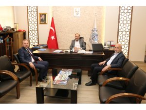 AK Parti Adayı Yaşar'dan Başkan Özaltun'a ziyaret