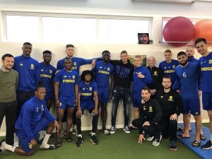 Cardiff City’in yeni transferi Sala’yı taşıyan uçak kayboldu
