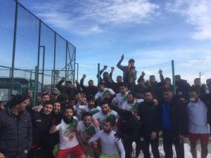 Lider galibiyetle başladı