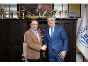 Belediye Başkan Adayı Arslan, Belediye Başkanı Saka’yı ziyaret etti