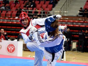 Büyükler Taekwondo Şampiyonası heyecanı Konya’da yaşanıyor