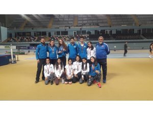 Büyükşehirli atletler madalyaya doymuyor