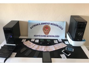 Polisten dolandırıcılık operasyonu