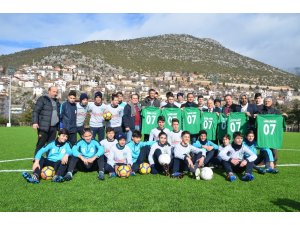 Cevizli Spor U 16 takımı Akseki’de kampa girdi