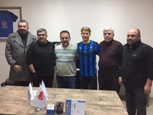 Bursaspor’dan Karacabey Belediyespor’a kiralanan Çokçalış milli takım kadrosunda