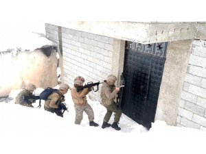 Sosyal medyadan terör propagandasına 6 gözaltı