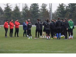 Denizlisporlu futbolcular şampiyonluğa kenetlendi