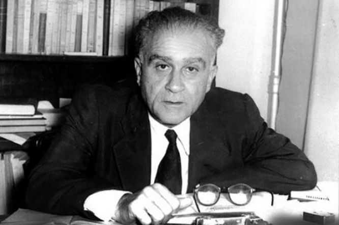 "Türk edebiyatının çınarı: Ahmet Hamdi Tanpınar"