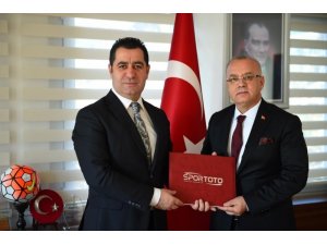 Spor Toto Teşkilatı, Salihli’ye futbol sahası yapacak