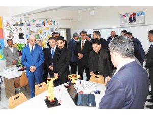 Sorgun Agahefendi İlkokuluna bilim sınıfı açıldı