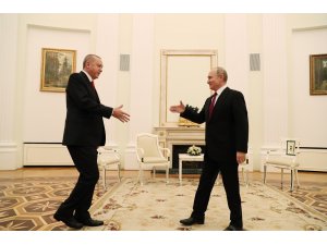 Erdoğan-Putin görüşmesi başladı