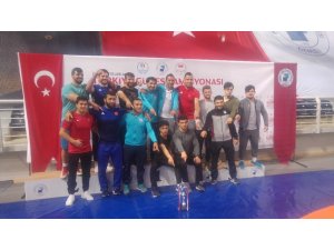 Türkiye Güreş Şampiyonası’nda Bartın Üniversitesi’ne 18 madalya