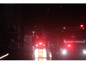 Marangoz imalathanesinde çıkan yangın korkuttu
