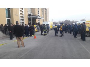Konya'da PTT binasında patlama: 1 yaralı