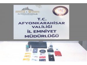 ATM cihazlarından kart kopyalayan 2 şahıs tutuklandı