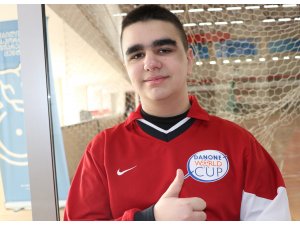 "Spor oğlumu herkesle eşit bir birey haline getirdi"