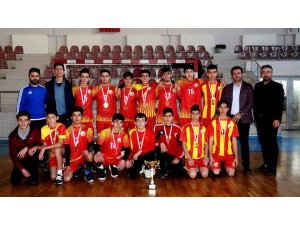 Okullar arası gençler Hentbol İl Birinciliği Yarışmaları sona erdi