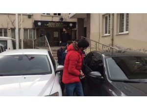 Bursa’da uyuşturucu operasyonu: 8 gözaltı