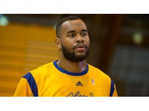 Karesispor’dan yabancı takviyesi