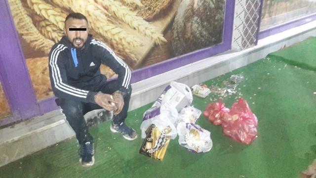 Pastaneyi soyan hırsızı, çalışan yakaladı