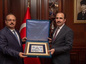 Altay’dan Konya’nın eski valilerine ziyaret