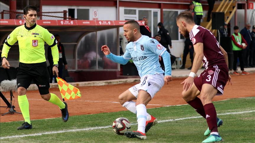 Medipol Başakşehir'e kupa şoku