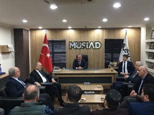 Başkan adayı Özlü MÜSİAD’ı ziyaret etti