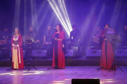 "Reng-i Hakkari" Konya'da sahne aldı