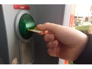 Bankalar işsiz vatandaşa 20 bin lira limitli kredi kartı verdi