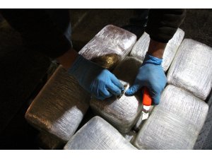 4 milyon 700 bin TL’lik uyuşturucu yakalandı