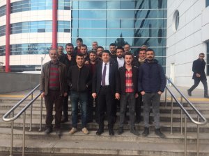 Milletvekili Tutdere tütüncülerin mahkemesine katıldı