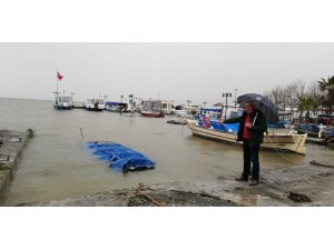 Köyceğiz’de balıkçı teknesi battı