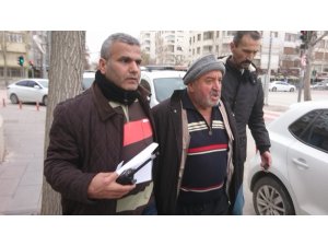 Kendisine borcu olduğu iddia edilen kayın biraderini öldürdü