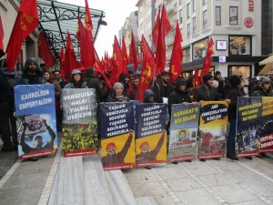 Kadıköy’de Maduro’ya destek yürüyüşü