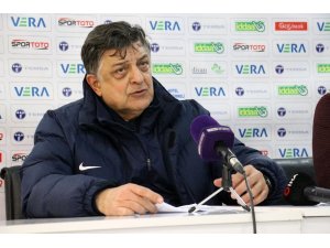 Yılmaz Vural: “Futbol kazasına uğradık”