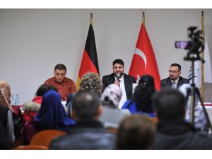 Almanya'da "Türkiye'nin Darbeler Tarihi" konferansı