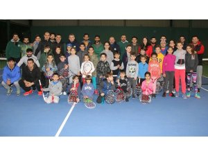 Türkiye’nin ilk Uluslararası Tenis Akademisi Adana’da kuruluyor