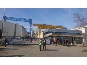 Tuzla’da tersanede bulunan gemide yangın: 6 yaralı