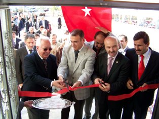 Seydişehir Yeni Sanayi Cami ibadete açıldı