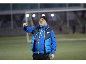 Hikmet Karaman: "Kazanmak için gideceğiz"