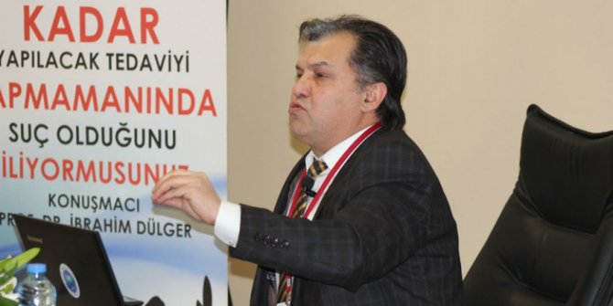 İbrahim Dülger 'Çırpınırdı Karadeniz'i söylüyor