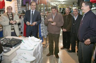 Başkan Altay’dan Demirci İş Merkezi'ne ziyaret