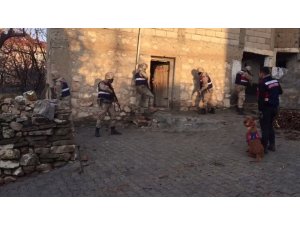 Siirt’te terör örgütü PKK’ya yardım eden 5 kişi gözaltına alındı